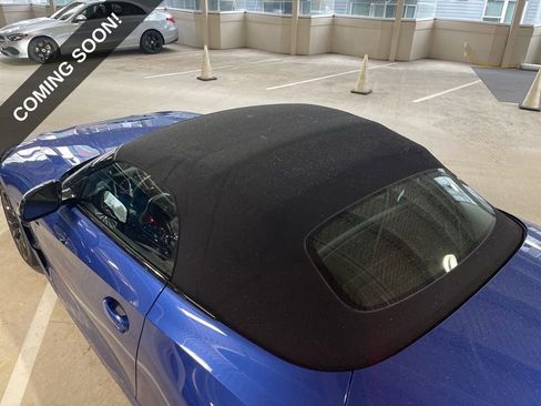Used 2025 BMW Z4 M40i w/ Edition image 19