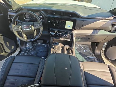 Used 2025 GMC Sierra 1500 AT4X AWD/4WD image 10