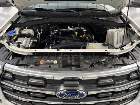 Used 2025 Ford Explorer Active w/ Active Comfort Package image 71