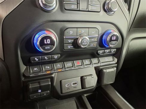 Used 2021 GMC Sierra 1500 Denali w/ Technology Package image 25