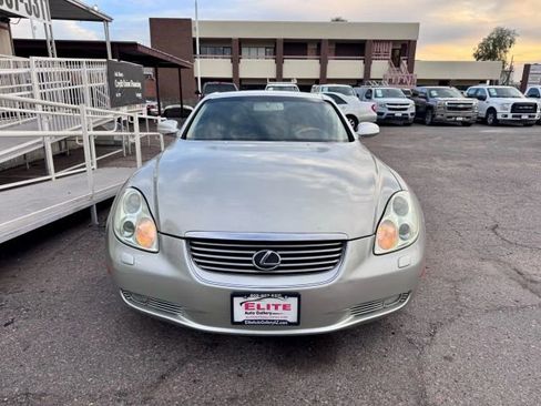 Used 2002 Lexus SC 430 Convertible image 2