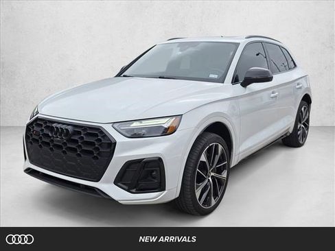 Used 2024 Audi SQ5 Premium Plus w/ Premium Plus Package image 1