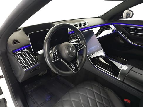 Used 2023 Mercedes-Benz S 580 4MATIC Sedan image 9