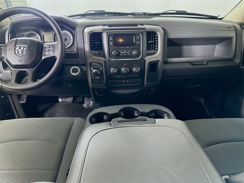 Used 2019 RAM 1500 Express image 18