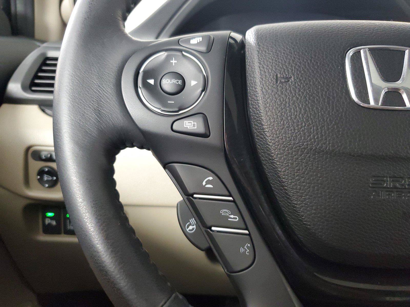 Used 2017 Honda Pilot Elite image 25