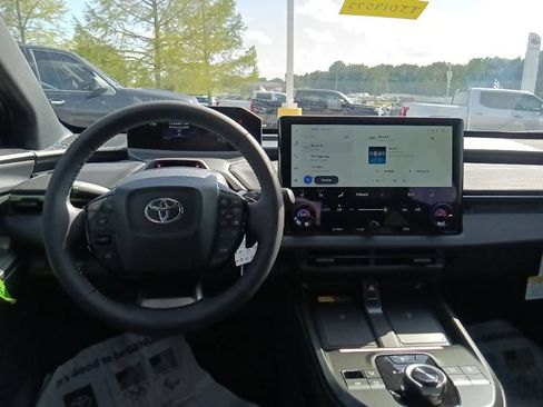 New 2026 Toyota C-HR AWD/4WD image 25