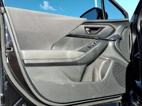 Certified 2025 Subaru Crosstrek 2.0i Premium image 23