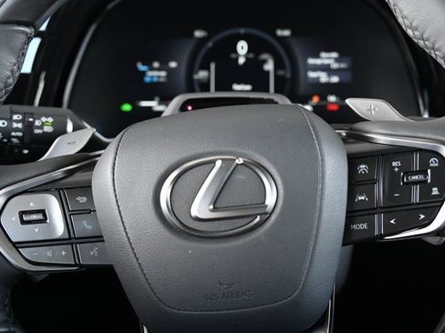 Used 2025 Lexus RX 350h image 9