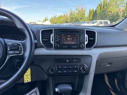 Used 2017 Kia Sportage LX AWD/4WD image 20