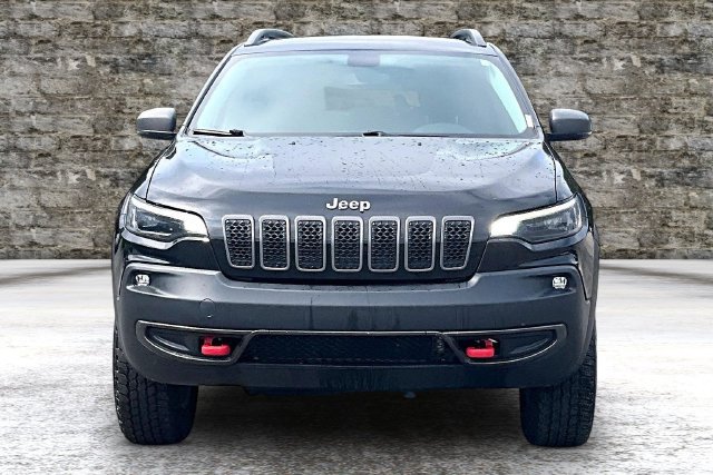 Used 2019 Jeep Cherokee Trailhawk w/ Cold Weather Group AWD/4WD image 2