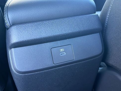 New 2026 Nissan Sentra SV w/ SV Convenience Package FWD image 16