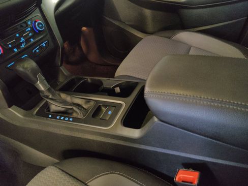 Used 2017 Ford Escape SE FWD image 26