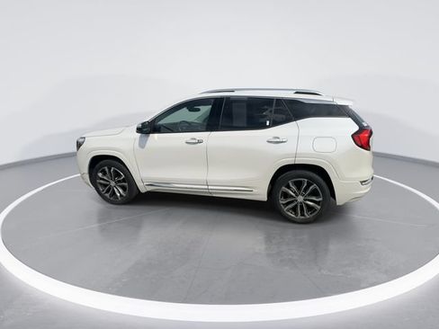 Used 2020 GMC Terrain Denali w/ Denali Premium Package AWD/4WD image 6