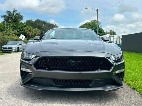 Used 2019 Ford Mustang GT w/ Black Accent Package RWD image 3