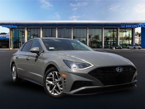 Used 2020 Hyundai Sonata SEL w/ Convenience Package FWD image 1