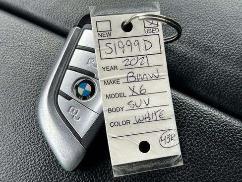 Used 2021 BMW X6 xDrive40i w/ Premium Package image 41