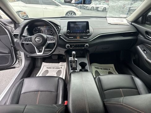 Used 2022 Nissan Altima 2.5 SR image 14