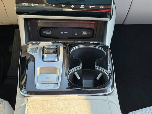 Used 2024 Hyundai Tucson Limited image 14