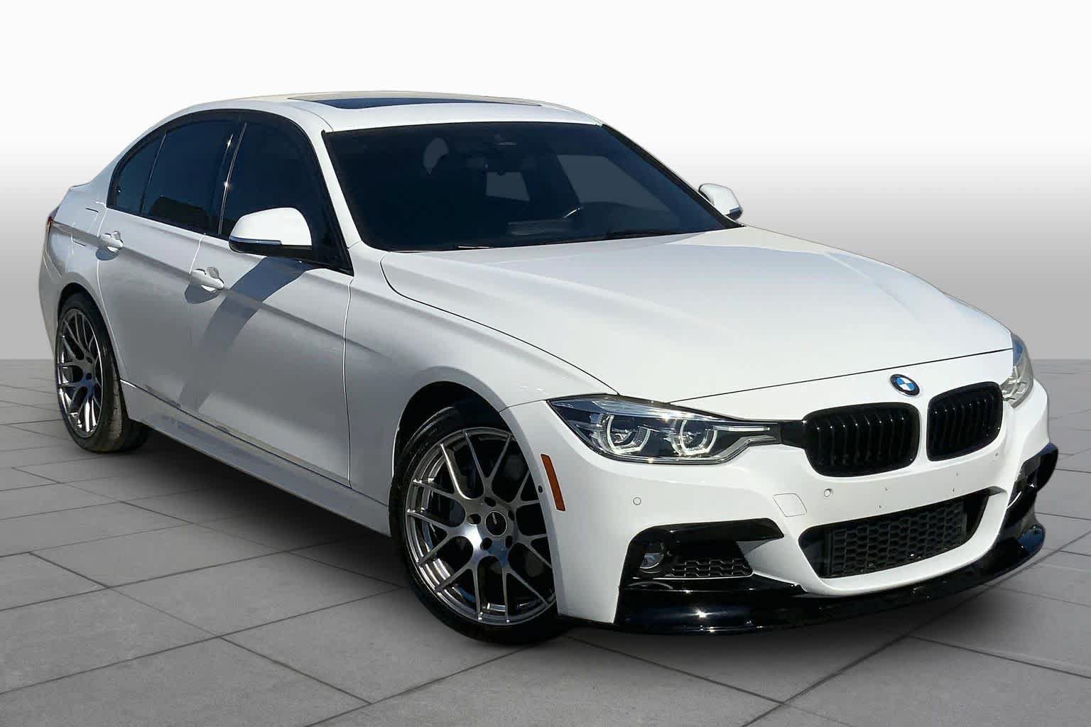 Used 2017 BMW 340i xDrive Sedan AWD/4WD image 3
