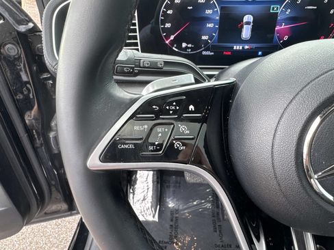 Used 2024 Mercedes-Benz GLE 350 4MATIC w/ AMG Line Exterior image 24