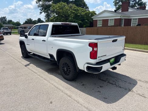 Used 2022 Chevrolet Silverado 2500 LTZ w/ LTZ Plus Package AWD/4WD image 3