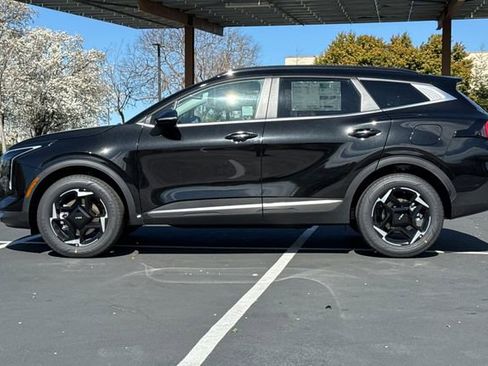 New 2026 Kia Sportage EX image 10