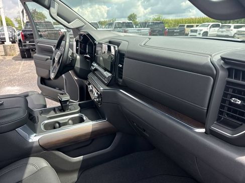 Certified 2024 GMC Sierra 1500 SLT w/ SLT Premium Plus Package AWD/4WD image 36