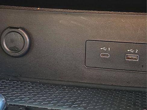 Used 2024 Nissan Pathfinder SV FWD image 15