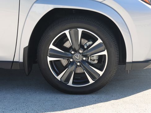 Certified 2025 Lexus UX 300h AWD w/ Accessory Package (Z2) image 11