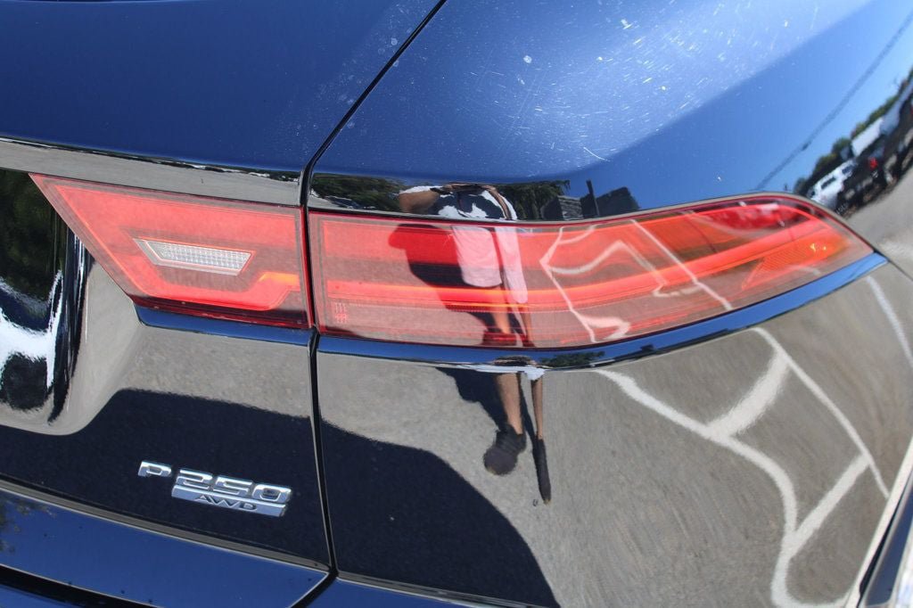 Used 2020 Jaguar E-PACE AWD/4WD image 11