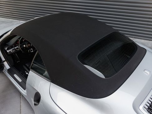Certified 2017 Porsche 911 Turbo AWD/4WD image 13