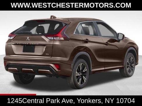 Used 2024 Mitsubishi Eclipse Cross SE AWD/4WD image 2