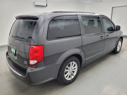 Used 2016 Dodge Grand Caravan SXT w/ Rear Park Assist Package FWD image 10