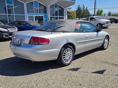 Used 2004 Chrysler Sebring LX FWD image 7