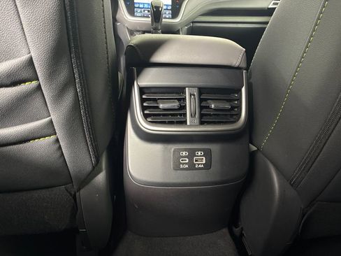 Used 2023 Subaru Outback Onyx Edition AWD/4WD image 17
