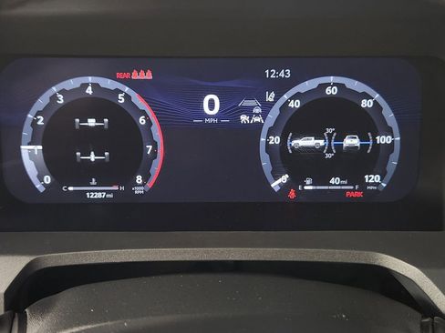 Used 2025 Toyota Tacoma TRD Sport AWD/4WD image 16