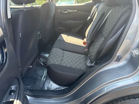 Used 2019 Nissan Rogue Sport SV w/ All-Weather Package AWD/4WD image 13