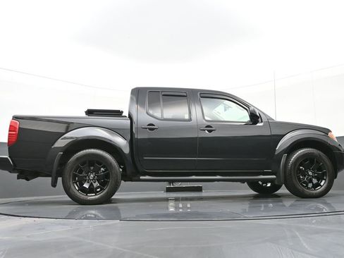 Used 2020 Nissan Frontier SV w/ Midnight Edition Floor Mats image 44