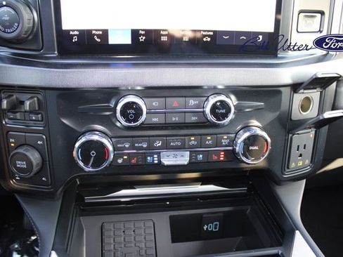 New 2026 Ford F350 Platinum w/ FX4 Off-Road Package image 15