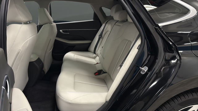 Used 2025 Hyundai Sonata SEL FWD image 22