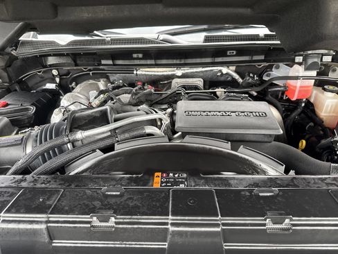 Used 2025 GMC Sierra 3500 AT4 w/ AT4 Premium Plus Package AWD/4WD image 19