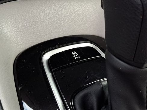 Used 2024 Toyota Corolla LE FWD image 17