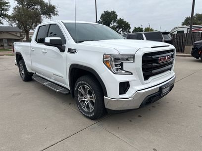 Used 2020 GMC Sierra 1500 SLE w/ SLE Value Package