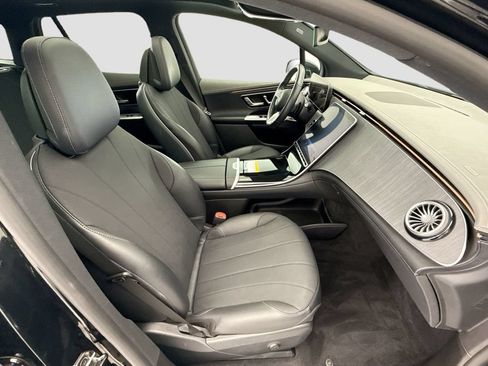 Used 2024 Mercedes-Benz EQE 350+ SUV image 19