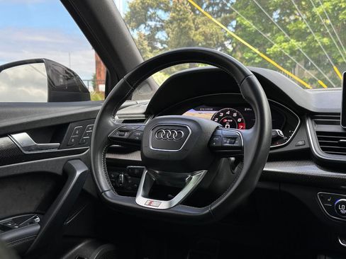 Used 2020 Audi SQ5 Premium Plus AWD/4WD image 17