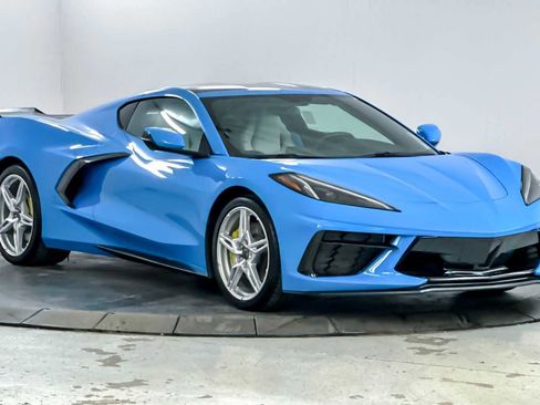 Used 2023 Chevrolet Corvette Stingray Coupe w/ Z51 Performance Package image 8