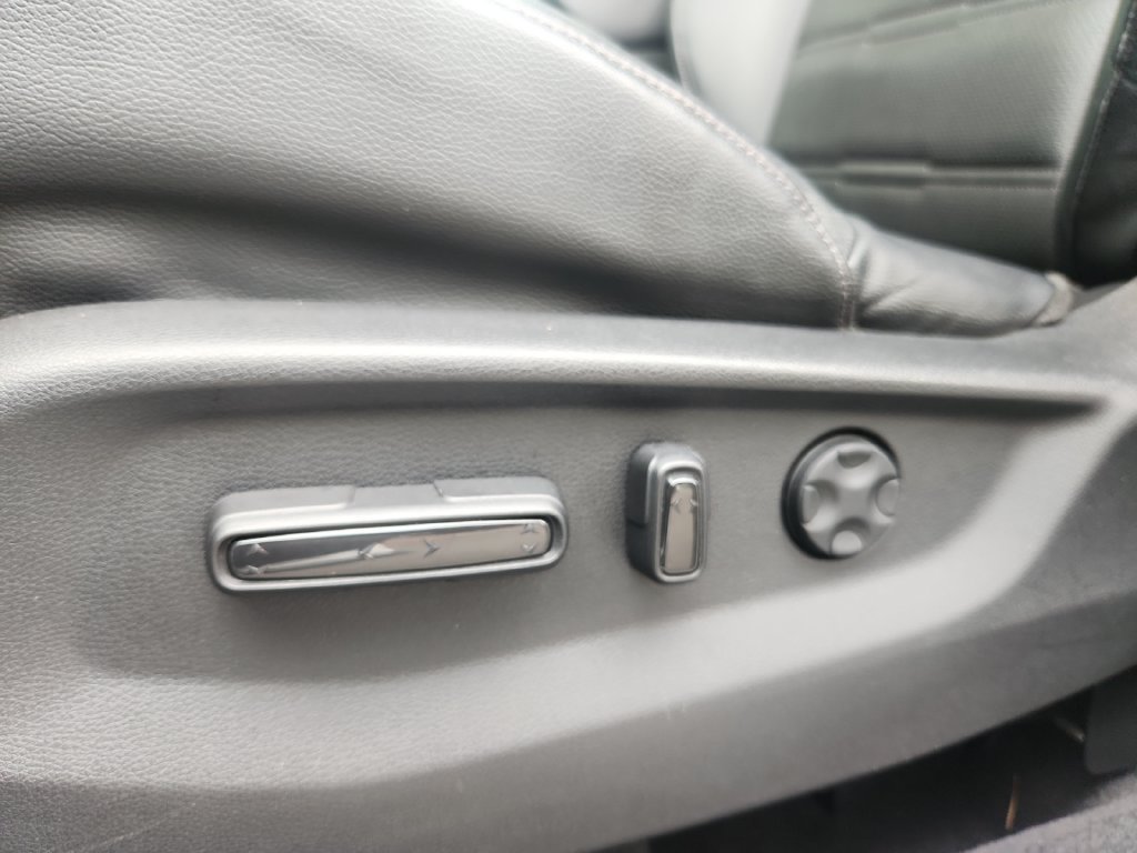Used 2019 Honda CR-V Touring image 27