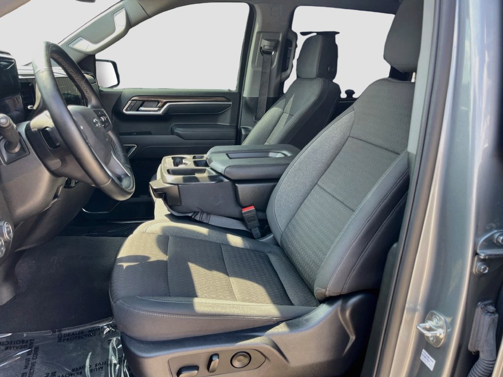 Used 2025 Chevrolet Silverado 1500 RST RWD image 21
