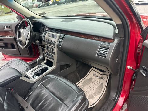 Used 2009 Ford Flex SEL image 37
