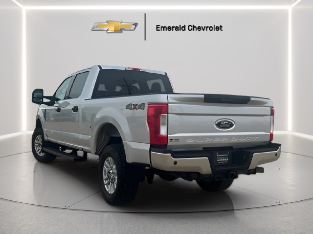 Used 2018 Ford F250 XLT w/ XLT Value Package AWD/4WD image 5
